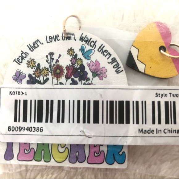 ⭐️Sale ⭐️ Two cute teacher charms! Teacher gifts - teachers - charm - 2 cute - Picture 5 of 5